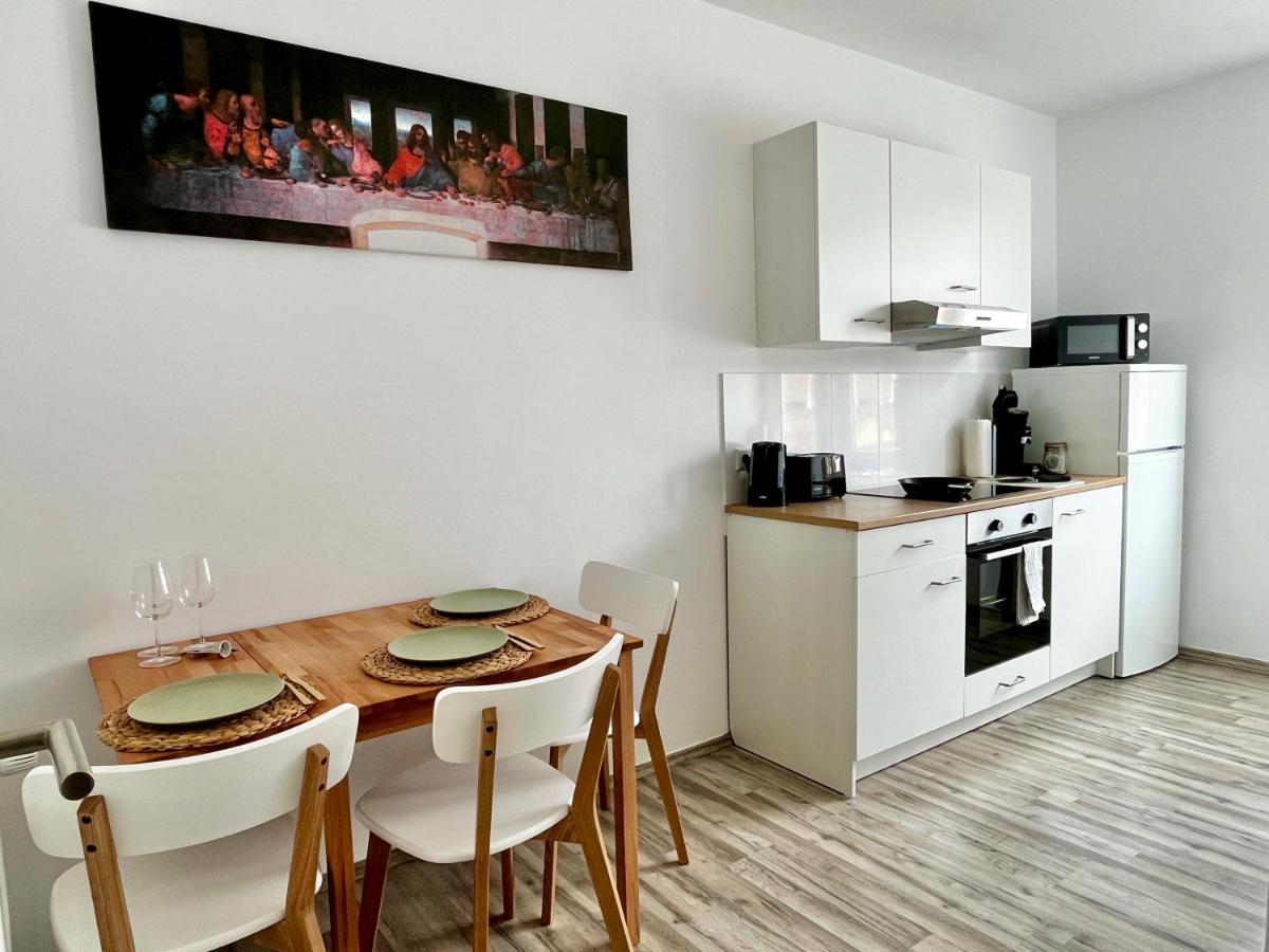Design Apartment - Kingsize Bett - Kueche - Zentral Hannover Bagian luar foto